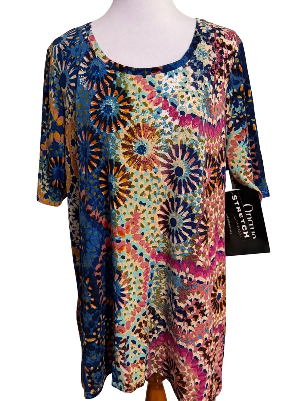 Onque Casuals Multicolor Floral Spiral Scoop Neck Tunic